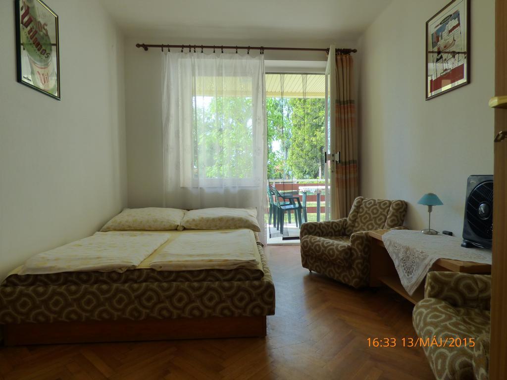 Fabian Apartman-Haz Szántód Oda fotoğraf