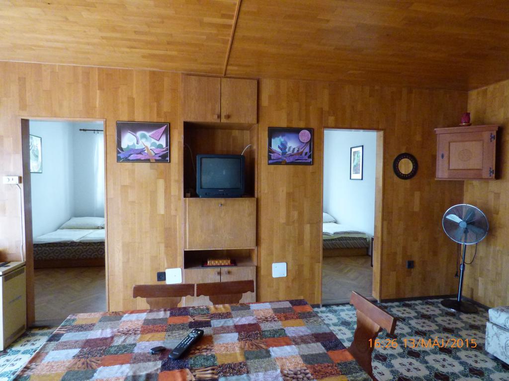 Fabian Apartman-Haz Szántód Oda fotoğraf
