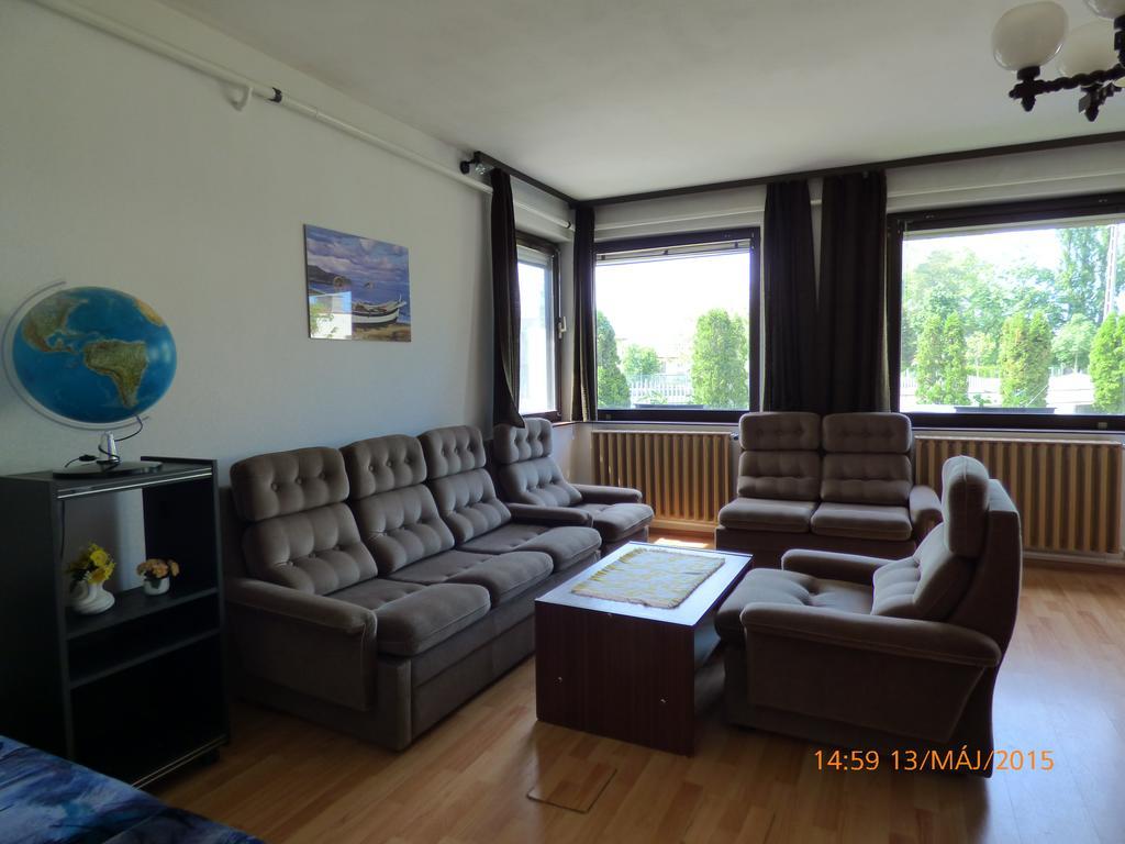 Fabian Apartman-Haz Szántód Oda fotoğraf